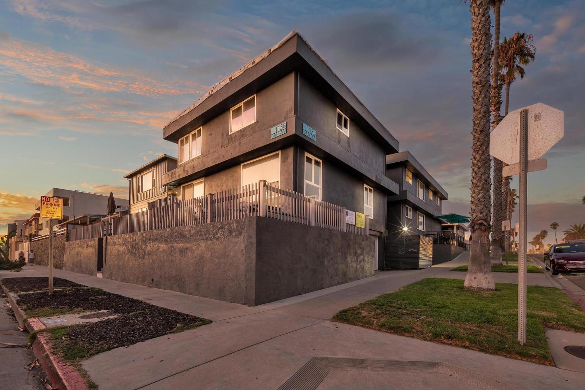 Tower 9 #4 Villa Oceanside Exterior photo